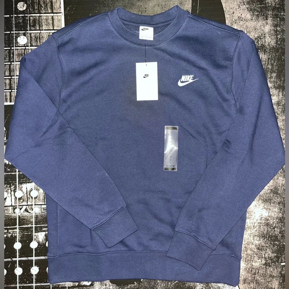 NWT Nike Crew Sweater
